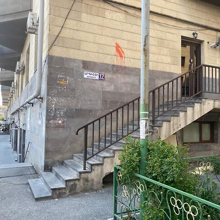 Евродвушка В Glendale Hills В Центре,С Видом На Арарат エレバン エクステリア 写真